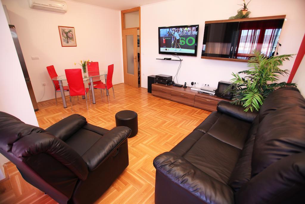 Apartment Marina 트로기르 객실 사진